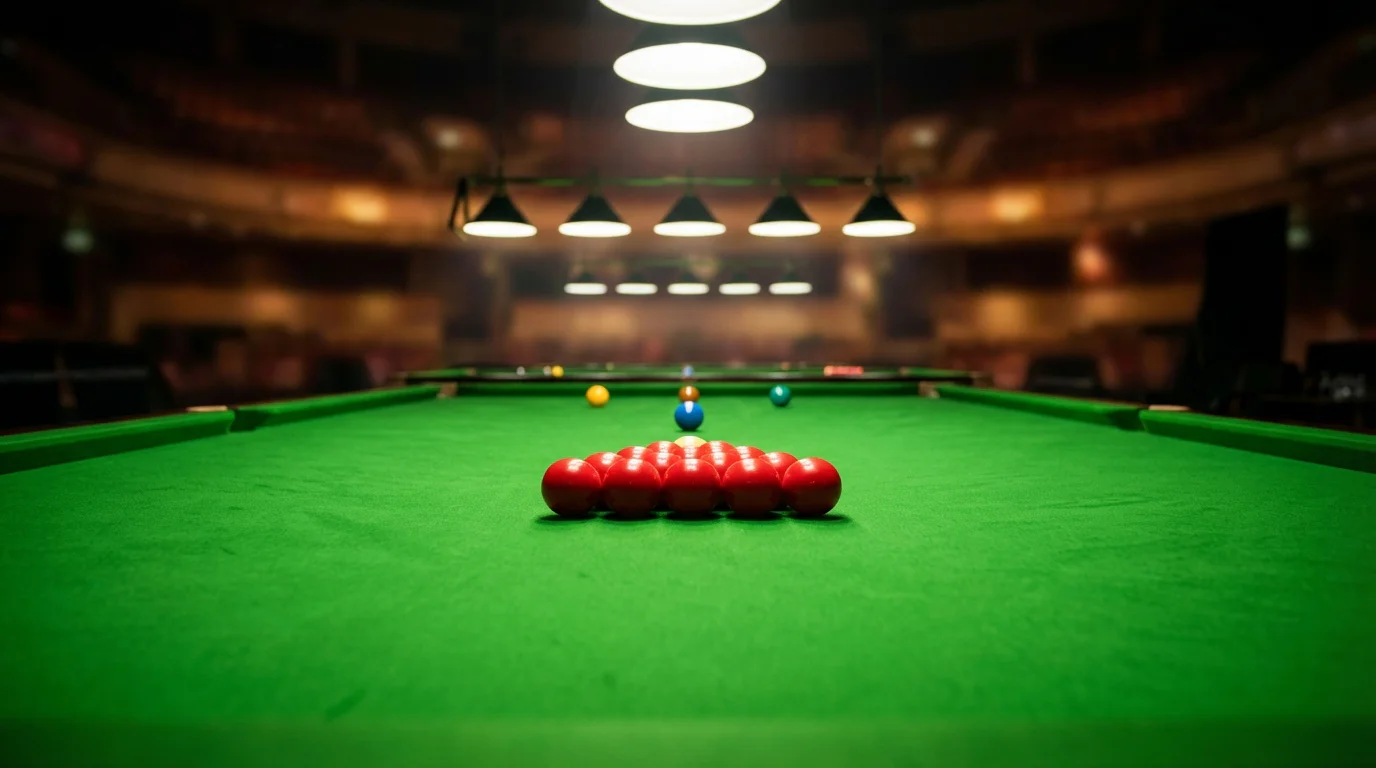 Masa de snooker profesionistă în atmosfera unui turneu major